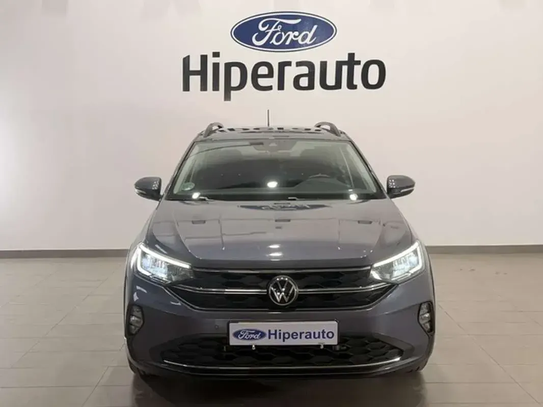 Usado VW Taigo Life 110 CV (80 kW) 2023 Gris SUV