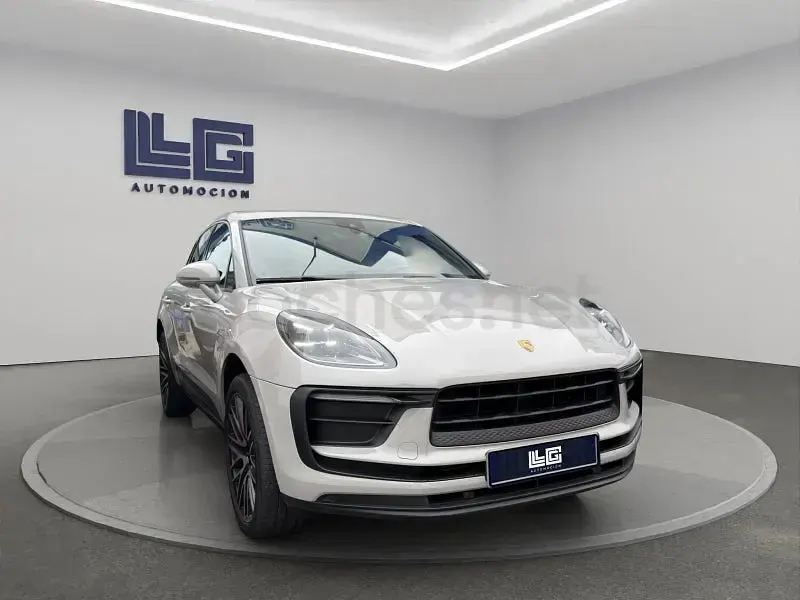 Usado Porsche Macan 265 CV (194 kW) 2023 Gris / plata SUV