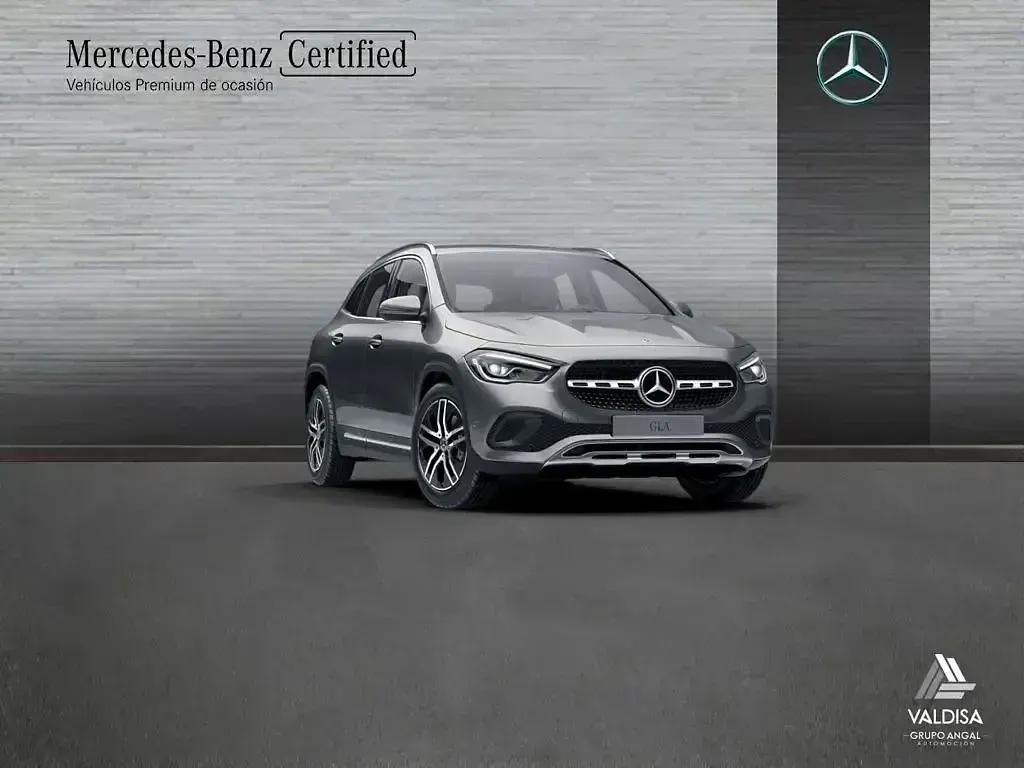 Usado Mercedes GLA200 Progressive 163 CV (119 kW) 2022 Gris SUV
