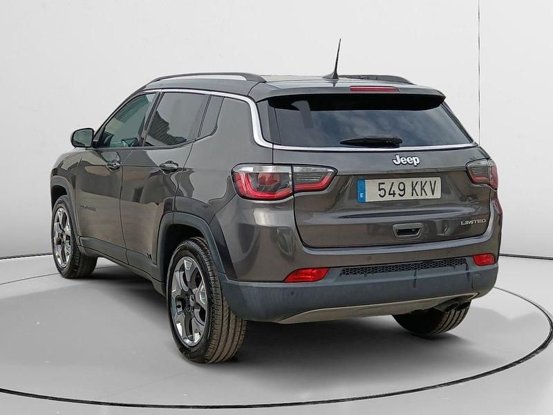 Usado Jeep Compass Limited 140 CV (102 kW) 2018 Marrón SUV