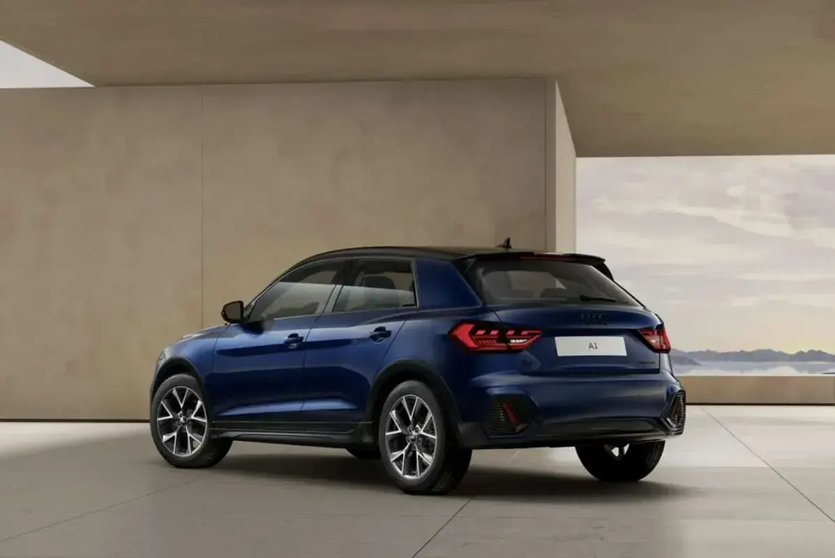 Nuevo Audi A1 116 CV (85 kW) 2026 Azul SUV