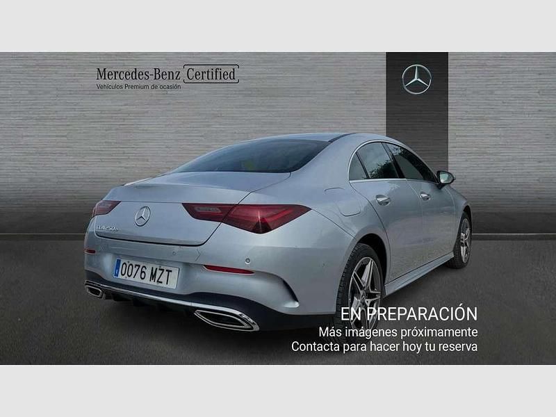 Usado Mercedes CLA250e 120 CV (88 kW) 2025 Berlina