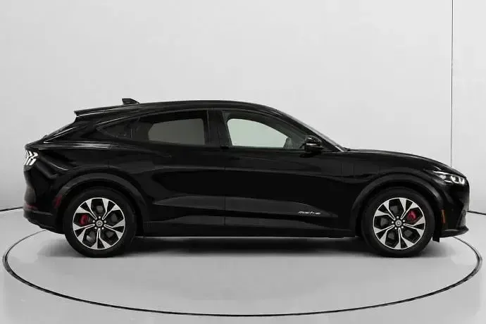 Usado Ford Mustang Mach-E 197 kW (269 CV) 2023 SUV
