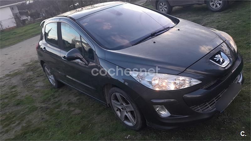 Usado Peugeot 308 Premium 136 CV (100 kW) 2008 Gris / plata Berlina