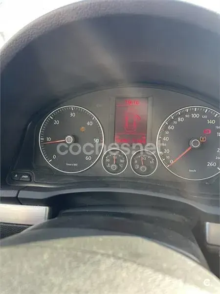 Usado VW Eos Individual 140 CV (102 kW) 2007 Gris / plata Descapotable