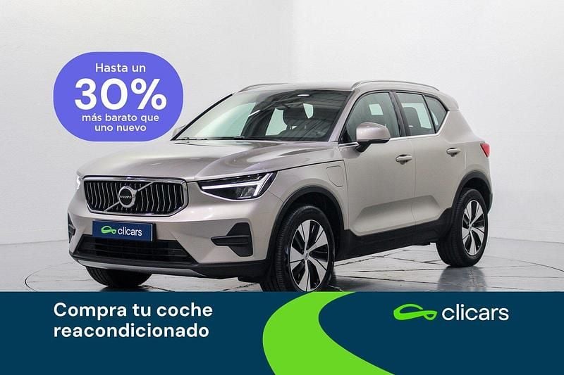Gris Usado 2023 Volvo XC40 Core SUV | 26.390 € (Precio justo) - Imagen 1/4