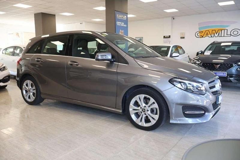 Gris Usado 2017 Mercedes B200 Monovolumen | 18.900 € (Precio justo) - Imagen 1/4