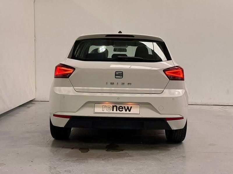 Usado Seat Ibiza Style 95 CV (69 kW) 2018 Blanco Berlina