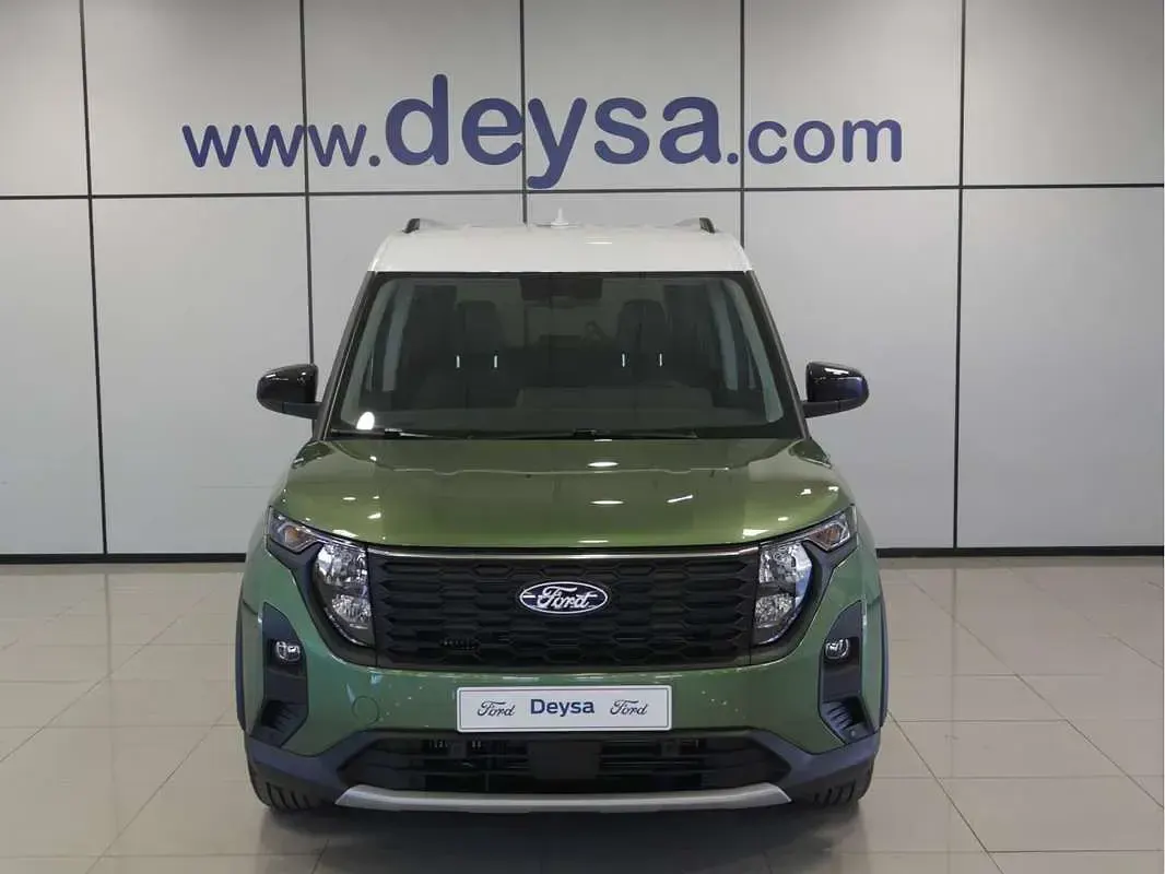 Nuevo Ford Tourneo Courier Active 125 CV (91 kW) 2026 Verde Monovolumen