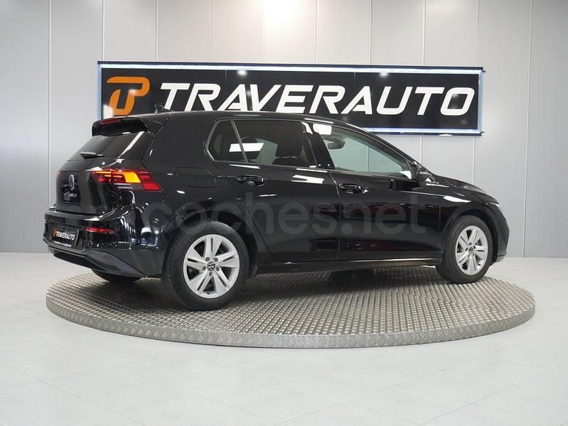 Usado VW Golf VIII Life 110 CV (80 kW) 2023 Negro Utilitario