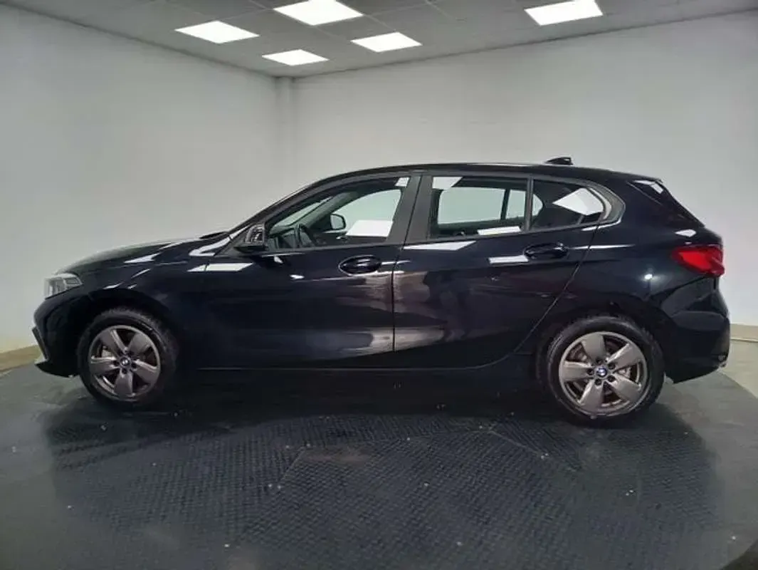 Usado BMW 116 Advantage 117 CV (86 kW) 2020 Negro Utilitario