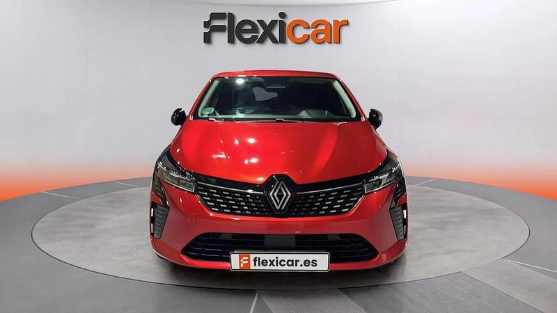 Begagnad Renault Clio V Evolution 101 HK (74 kW) 2025 Röd Halvkombi