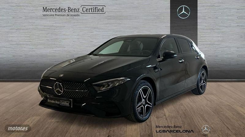 Negro Usado 2024 Mercedes A250 AMG line Berlina | 35.990 € (Super precio) - Imagen 1/4