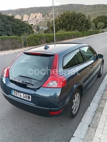 Usado Volvo C30 Kinetic 150 CV (110 kW) 2010 Gris / plata Utilitario