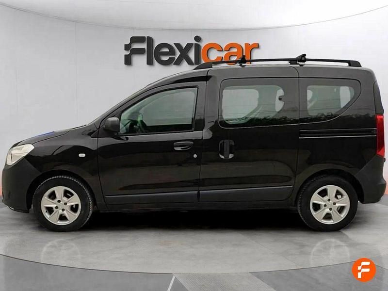 Usado Dacia Dokker Essentiel 95 CV (69 kW) 2020 Negro Monovolumen