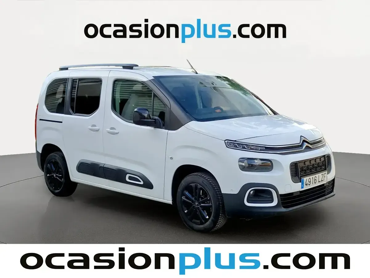 Usado Citroën Berlingo Shine 102 CV (75 kW) 2022 Blanco Monovolumen
