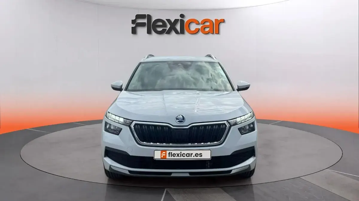 Usado Skoda Kamiq Ambition 116 CV (85 kW) 2023 Blanco SUV