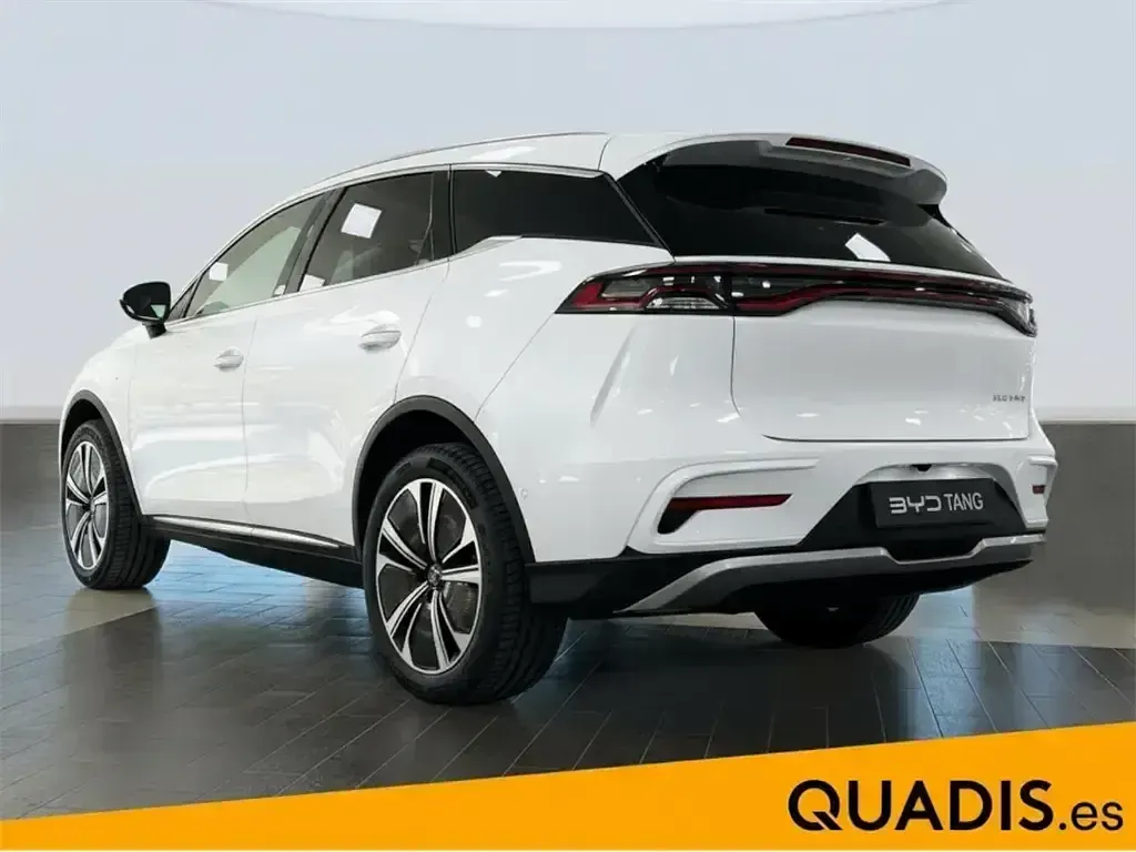 Nuevo BYD Tang 380 kW (517 CV) 2025 Gris SUV