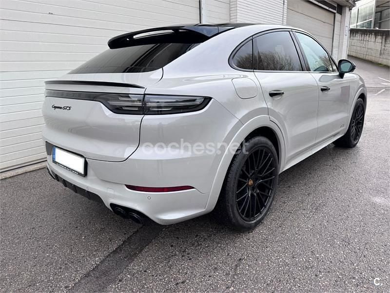 Usado Porsche Cayenne Coupe 460 CV (338 kW) 2021 Blanco Coupe