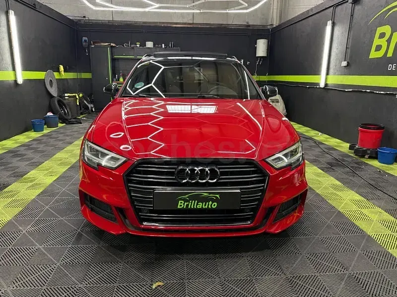 Usado Audi A3 S-Line 116 CV (85 kW) 2020 Rojo Berlina