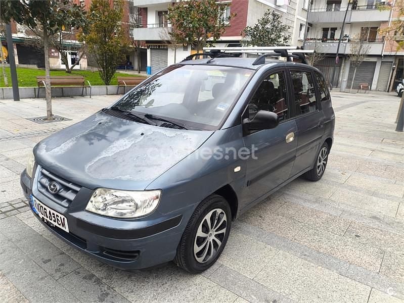 Usado Hyundai Matrix GLS 103 CV (75 kW) 2001 Azul Monovolumen