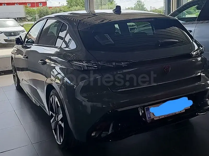 Usado Peugeot 308 GT 145 CV (106 kW) 2026 Gris / plata Berlina