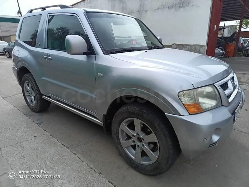 Usado Mitsubishi Montero Intense 160 CV (117 kW) 2006 Gris / plata SUV