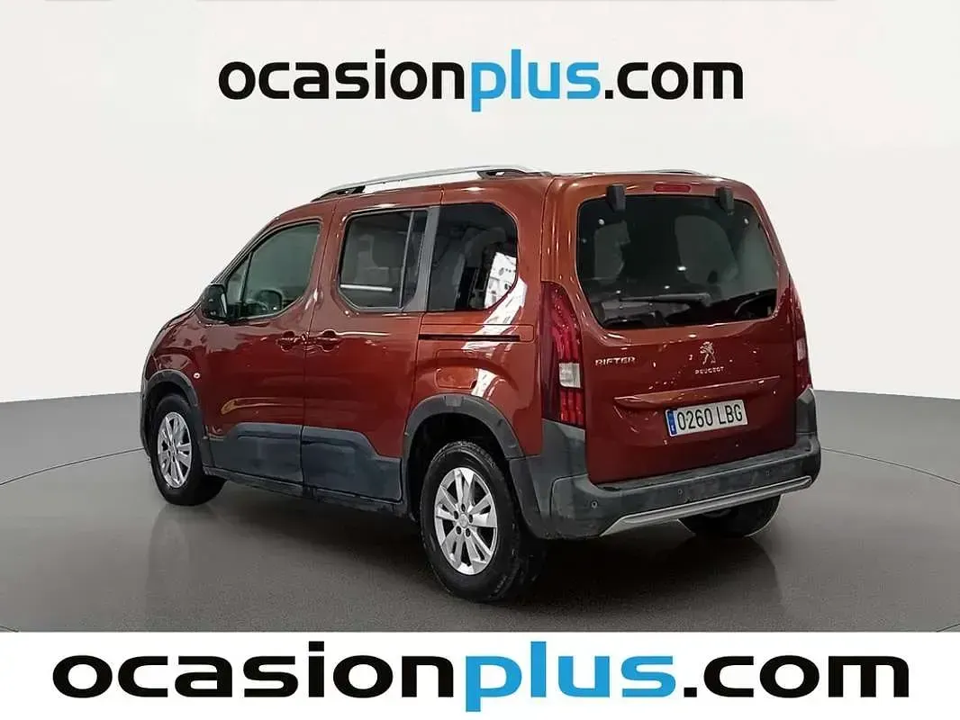 Usado Peugeot Rifter Allure 131 CV (96 kW) 2019 Marrón Monovolumen
