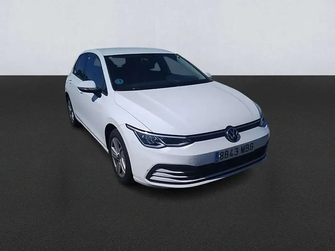 Usado VW Golf VIII Life 131 CV (96 kW) 2022 Blanco Utilitario