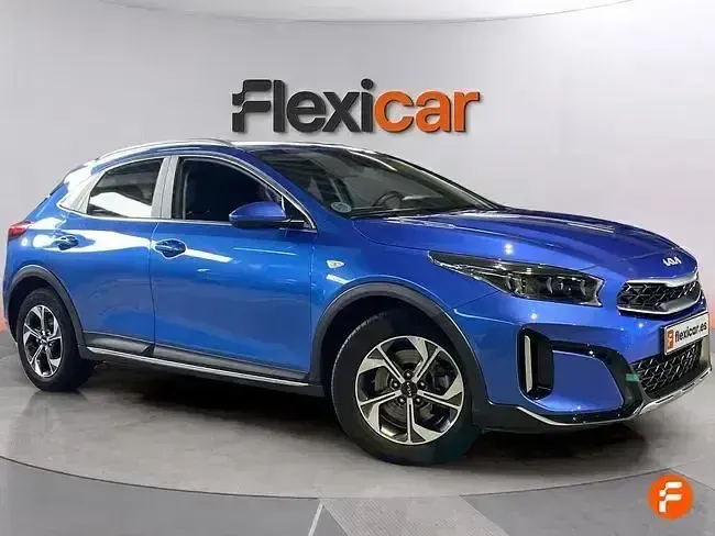 Usado Kia XCeed 120 CV (88 kW) 2024 Azul SUV