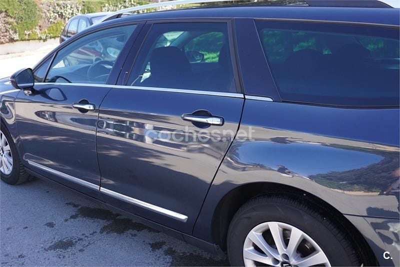 Usado Citroën C5 Business Class 140 CV (102 kW) 2011 Azul Familiar