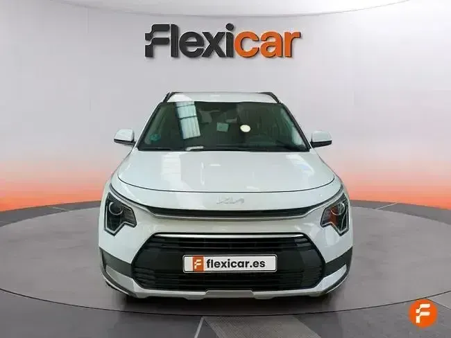 Usado Kia Niro 105 CV (77 kW) 2023 Blanco SUV