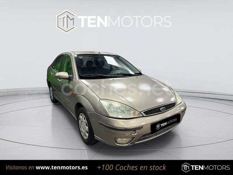 Beige Usado 2004 Ford Focus Trend Familiar | 1499 € (Buen precio) - Imagen 1/4