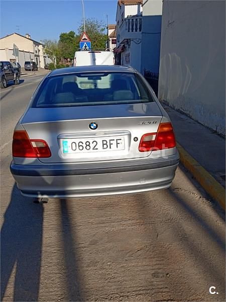 Usado BMW 320 150 CV (110 kW) 1998 Gris / plata Berlina