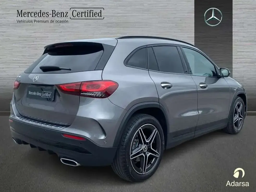 Usado Mercedes GLA200 AMG line 163 CV (119 kW) 2022 SUV