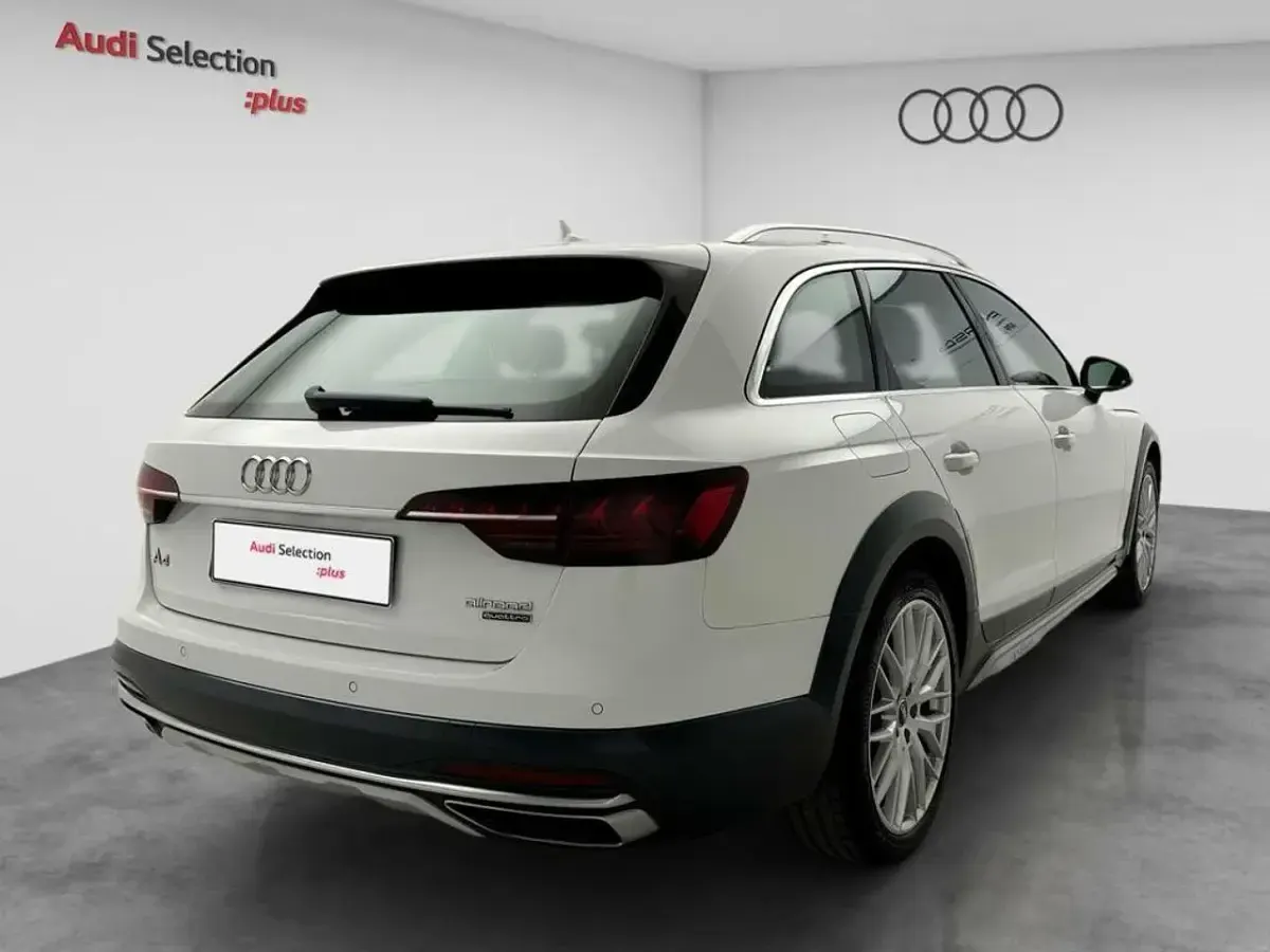 Usado Audi A4 Allroad Ambiente 245 CV (180 kW) 2020 Blanco Familiar