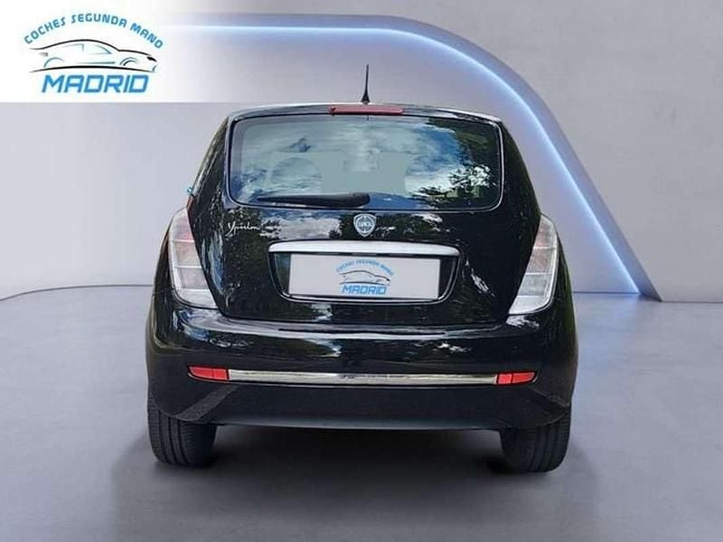 Usado Lancia Ypsilon 60 CV (44 kW) 2010 Negro Utilitario