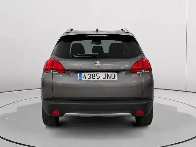 Usado Peugeot 2008 Allure 110 CV (80 kW) 2016 Gris SUV