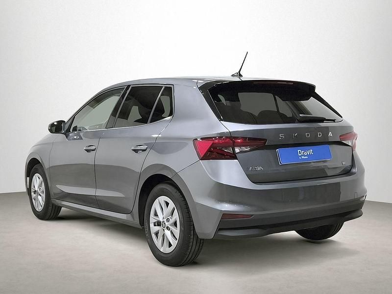 Usado Skoda Fabia Selection 116 CV (85 kW) 2025 Gris Utilitario