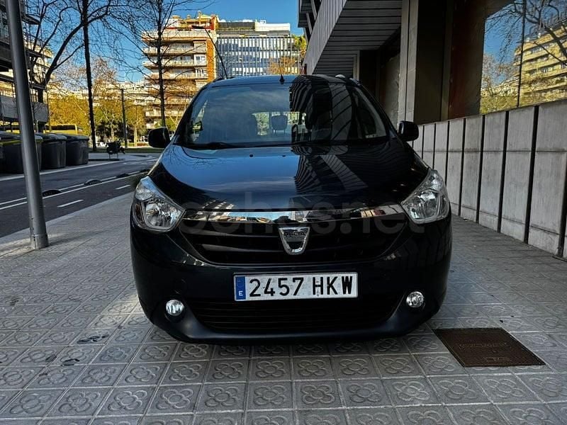 Usado Dacia Lodgy Lauréate 107 CV (78 kW) 2012 Gris / plata Monovolumen