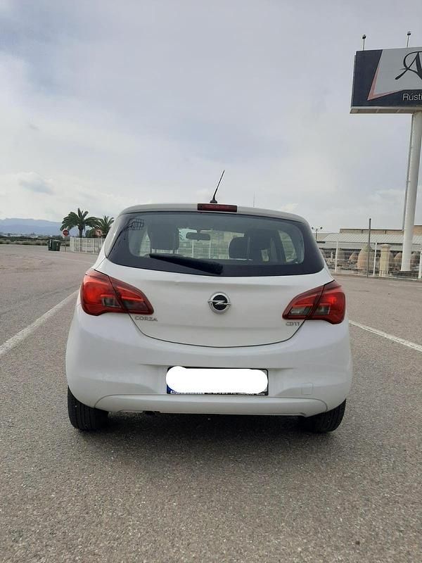 Usado Opel Corsa Business 75 CV (55 kW) 2017 Blanco Utilitario