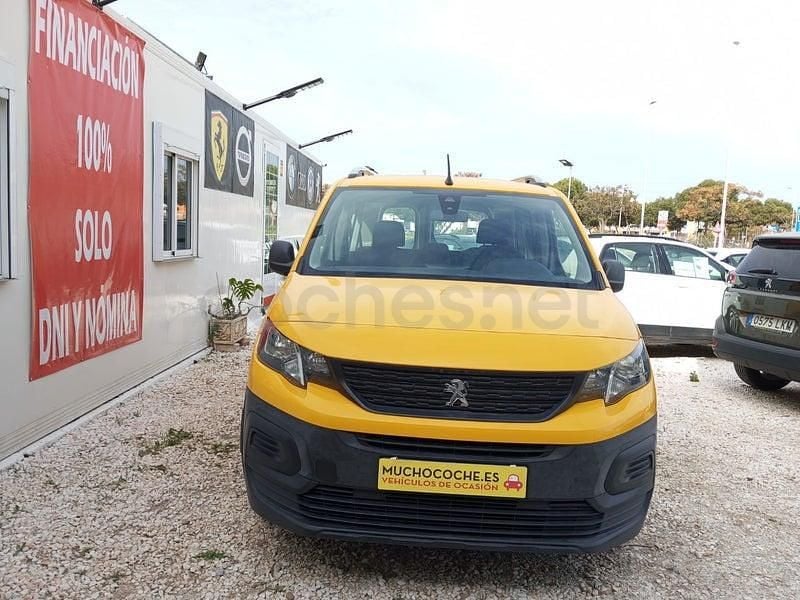 Usado Peugeot Rifter Access 100 CV (73 kW) 2019 Amarillo Monovolumen