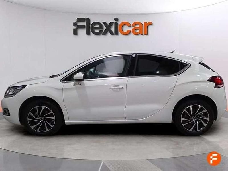 Usado DS Automobiles DS4 101 CV (74 kW) 2017 Blanco Berlina