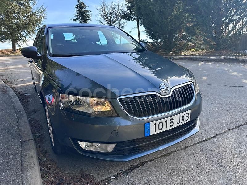 Usado Skoda Octavia GreenLine 110 CV (80 kW) 2017 Gris Berlina
