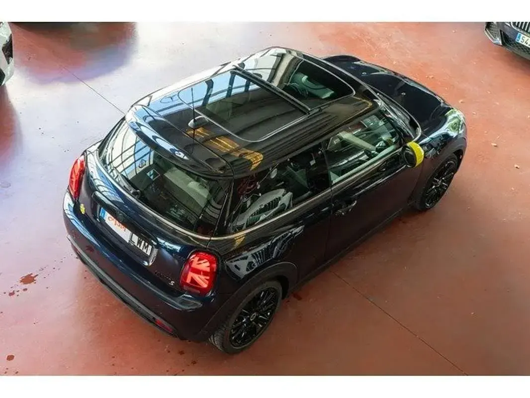 Usado Mini Cooper SE 135 kW (184 CV) 2022 Negro Utilitario