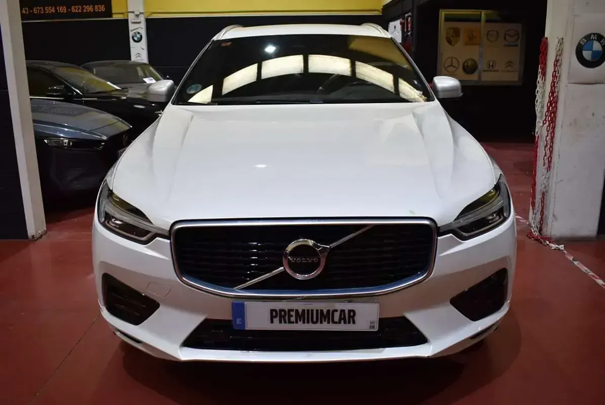 Usado Volvo XC60 R-Design 190 CV (139 kW) 2019 Blanco SUV