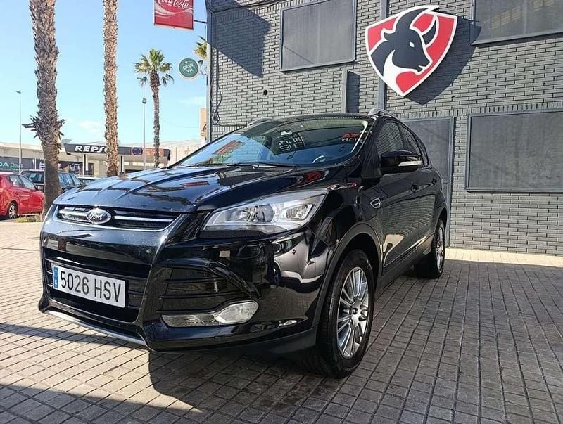 Usado Ford Kuga Titanium 163 CV (119 kW) 2013 Negro SUV