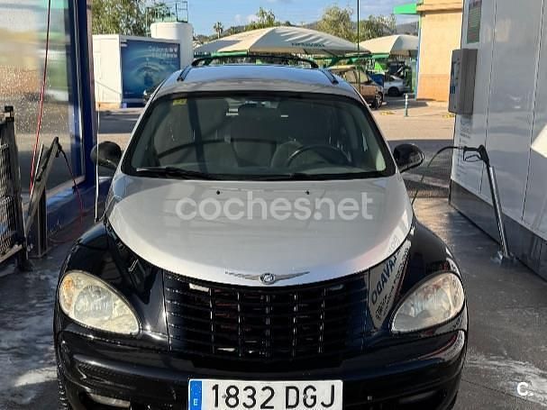 Usado Chrysler PT Cruiser Clasic 121 CV (88 kW) 2004 Negro Monovolumen