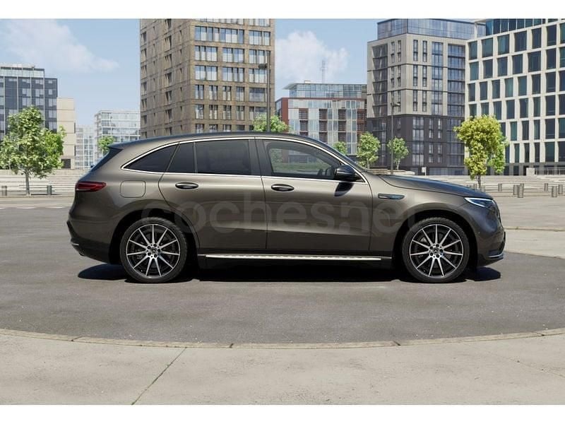 Usado Mercedes EQC400 300 kW (408 CV) 2022 Selenitgrey  metallic paint SUV
