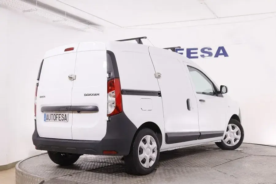 Occasion Dacia Dokker Essentiel 102 PK (75 kW) 2018 Wit MPV